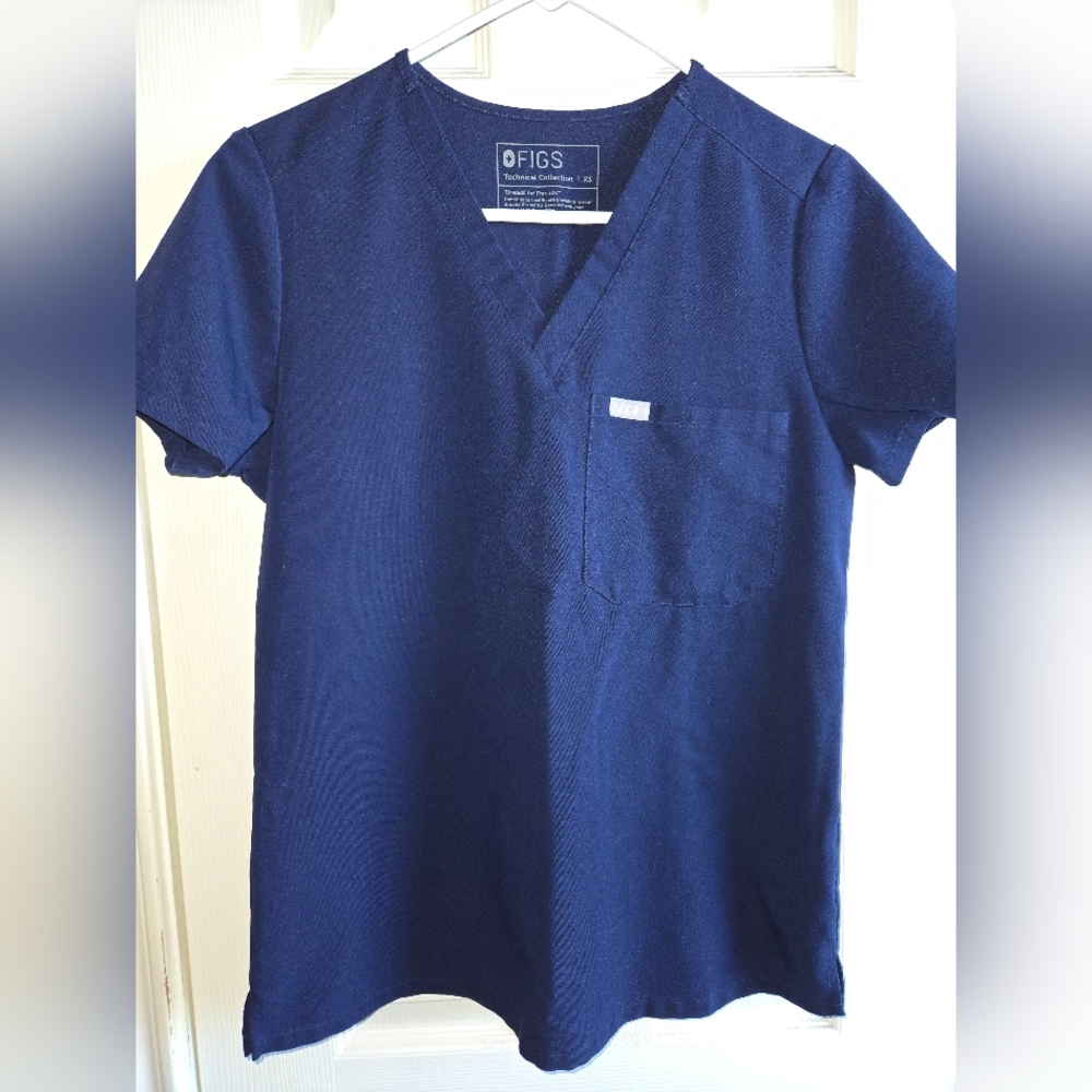 Figs Catarina Navy Scrub Top